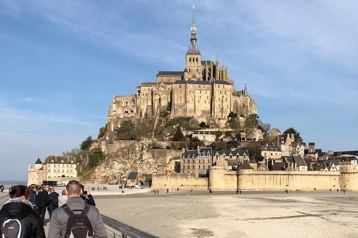 Mont Saint-Michel Day Trip by High Speed Train from Paris