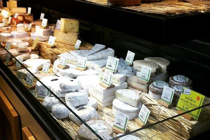 Eat cheese directly inside a famous cheese shop