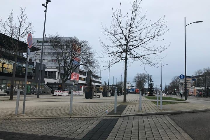 Private driver Entzheim Strasbourg Airport (SBX) - Strasbourg city
