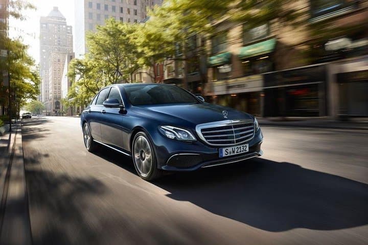 Arcachon bay to Airport Transfer in Business Sedan