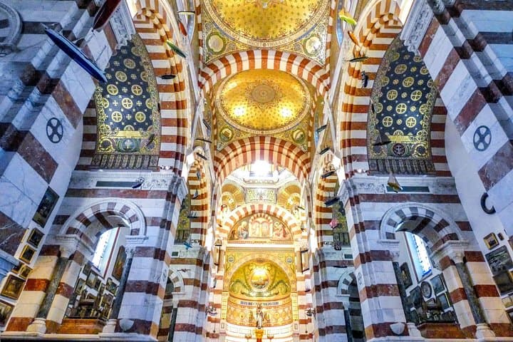 Architectural Marseille: Private Tour with a Local Expert