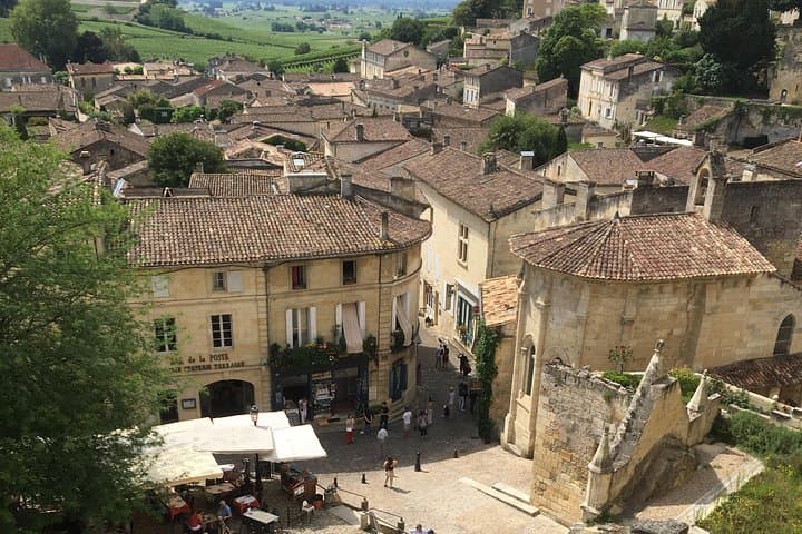 Half-day tour to Saint Emilion, a UNESCO site, with a private guide