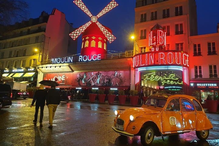 Vintage 2CV Adventure: 1-Hour Paris Highlights Tour