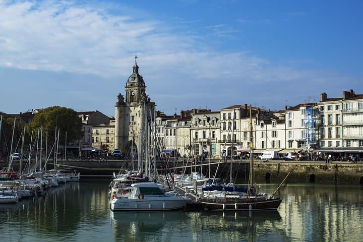 La Rochelle: Private Walking Tour