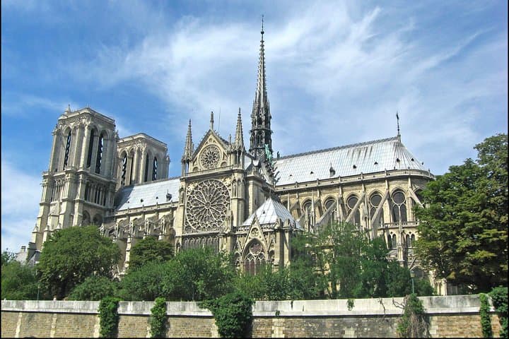 Private transfer Paris to/from Orly Airport to/from Paris