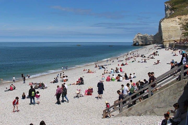 Normandy Beaches Private Tour from Paris with Hotel Pick Up