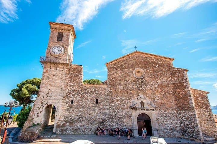 Discover incredible Cannes on private walking tour