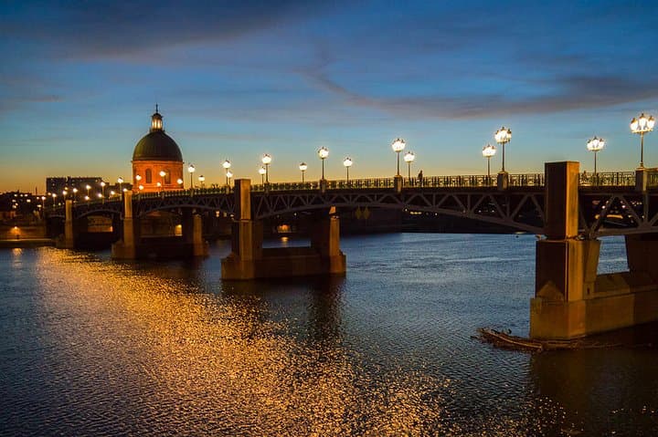 Private 4-hour City Tour of Toulouse with Hotel pick-up