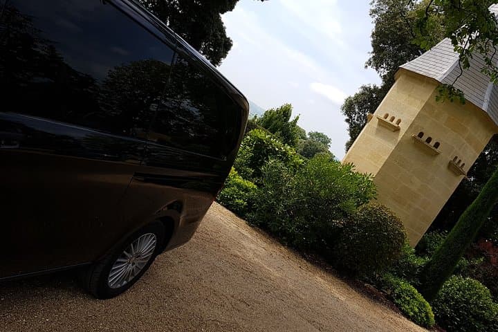 Private Transfer from Paris to Saint Tropez