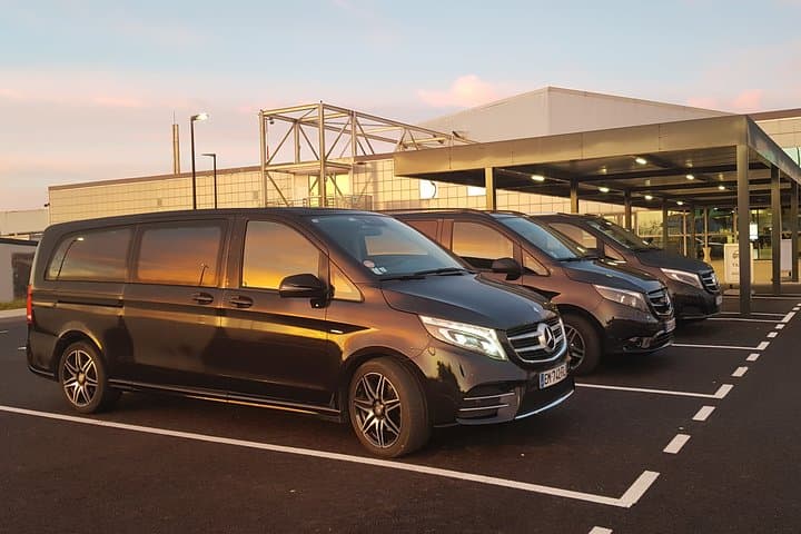 Pick-up directly at airport arrivals