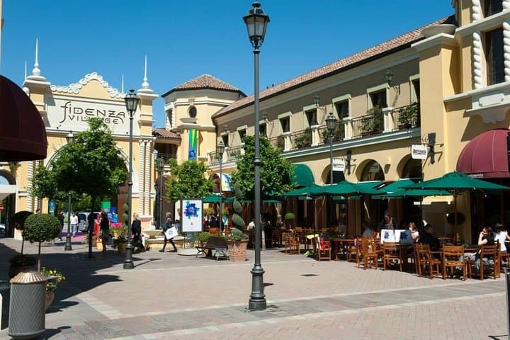 La Vallee Village
