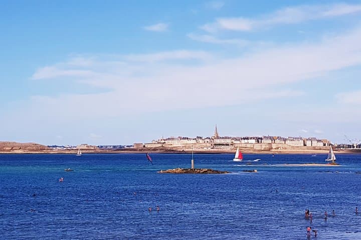 Day trip with local driver to Mt Saint-Michel Cancale and Saint-Malo from Rennes