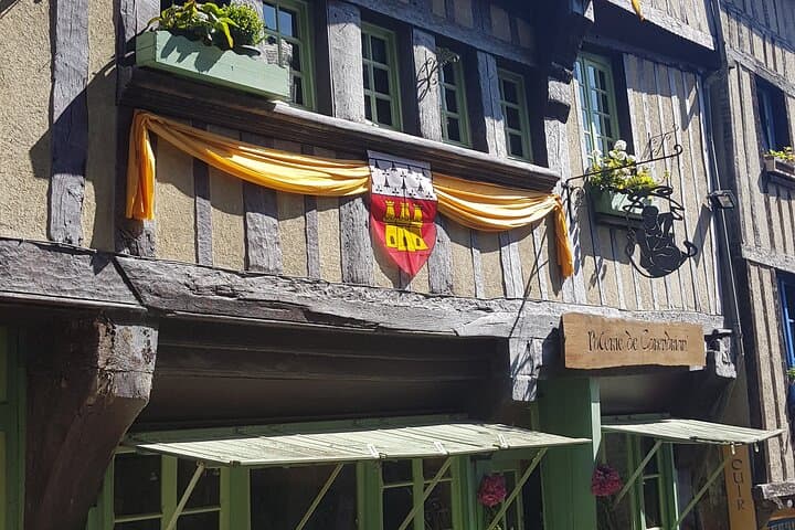 Day trip with local driver to Mt Saint-Michel Cancale and Saint-Malo from Rennes
