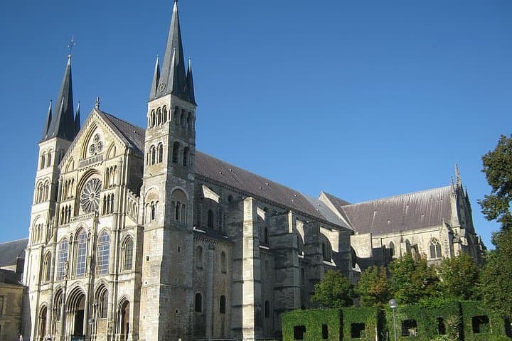 Private 4-hour City Tour of Reims with driver, guide and Hotel pick-up