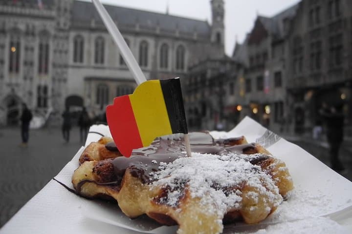 Private Day Trip Tour to Bruges from Paris with a local