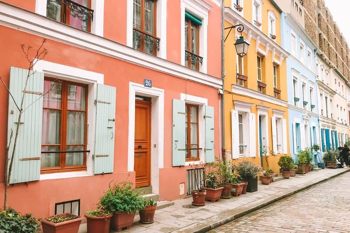 A day in the life of Paris - Private tour with a local