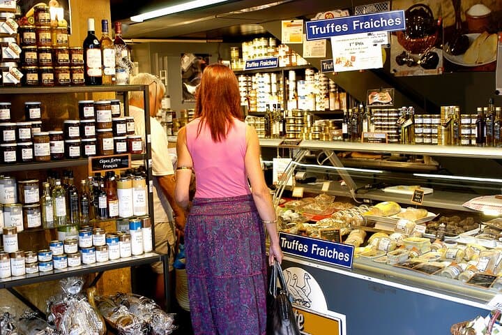 Sarlat indoor market