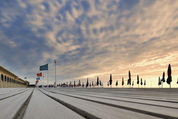 Driver service: Paris to Deauville and Honfleur round trip - 12 hours