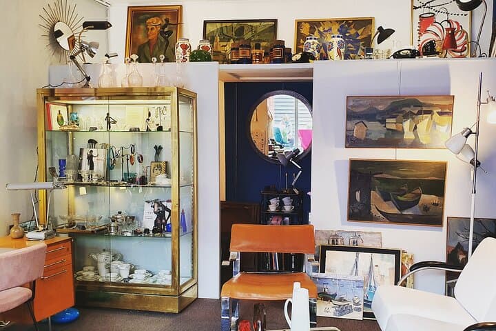 Paris Private Shopping Tour at the Antique Flea Market
