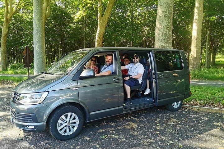 Your Minivan transportation: Volkswagen Caravelle 2.0 TDI 150 BMT Longue DSG7