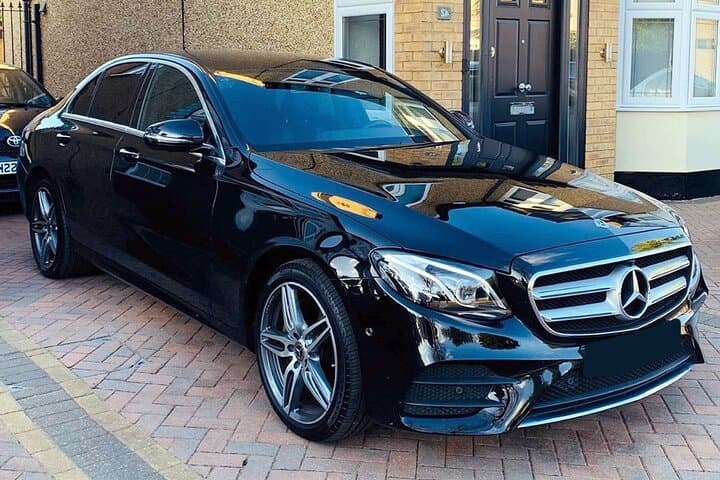 Paris Airport ORY Round-Trip Private Transfer by Business Car