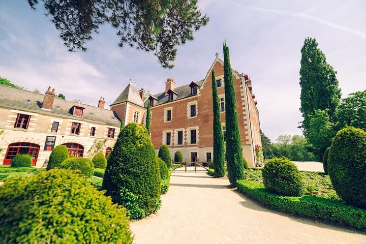 Loire Valley Private Guided Day Trip with 3 Castles from Paris