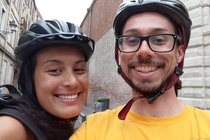Toulouse "Ville Rose": Interactive Game & Walking Tour