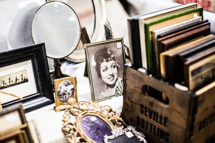 Private Paris Antiques Market Tour of Saint Ouen