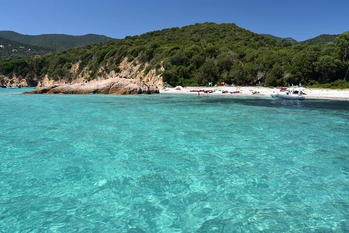 Day trip to Tizzano and its white sandy beaches