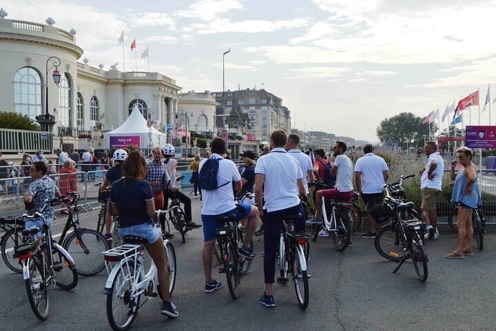 Private Guided Bike Tour of Deauville & Trouville in French