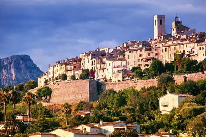 Private Full-day French Riviera and Hilltop Villages Tour