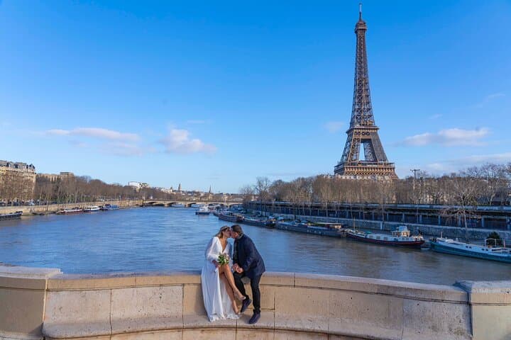 Paris Eiffel Tower Vows Renewal Ceremony - Photoshoot and Video