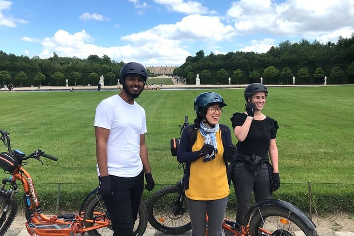In the Park of the Palace of Versailles near the Fountain of Apollo #etrott #versailles