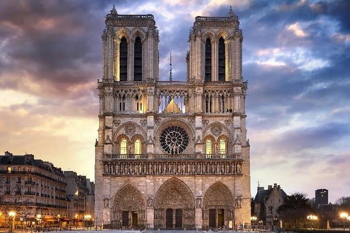 Latin Quarter Tour / duration 1h30 - from 1 to 6 passengers
