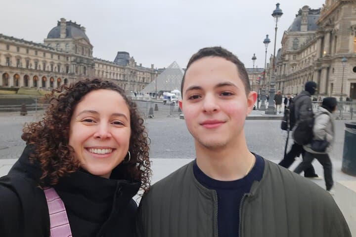 Paris WWII: Occupation & Liberation Exploration Game and Tour
