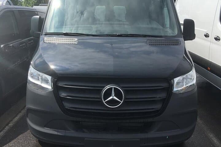Nice to Cannes one way Private Transfer