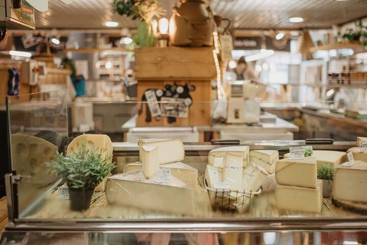 Bordeaux Historic Food Tour Market, Wine & Culinary History