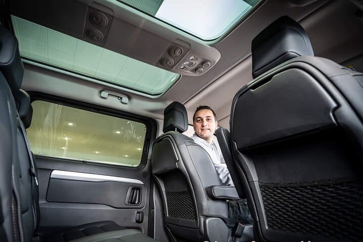 Private Minivan transfer from Strasbourg area to Frankfort Airport