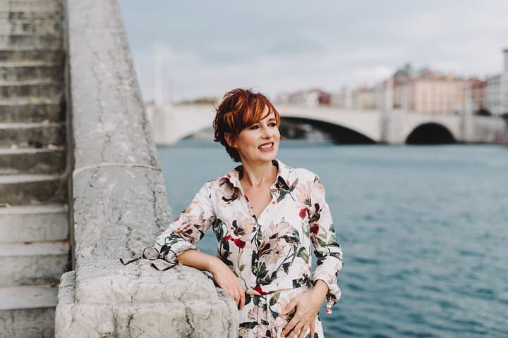 Private Photo Shooting in the streets of Old Lyon - 30 minutes