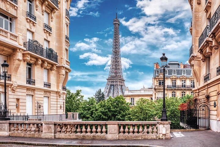 Old Jewish Quarter and Museum Private Tour in Marais, Paris