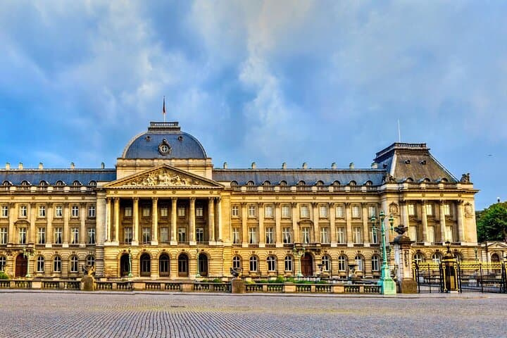 3-day Private Netherlands Belgium Express Trip Minivan from Paris