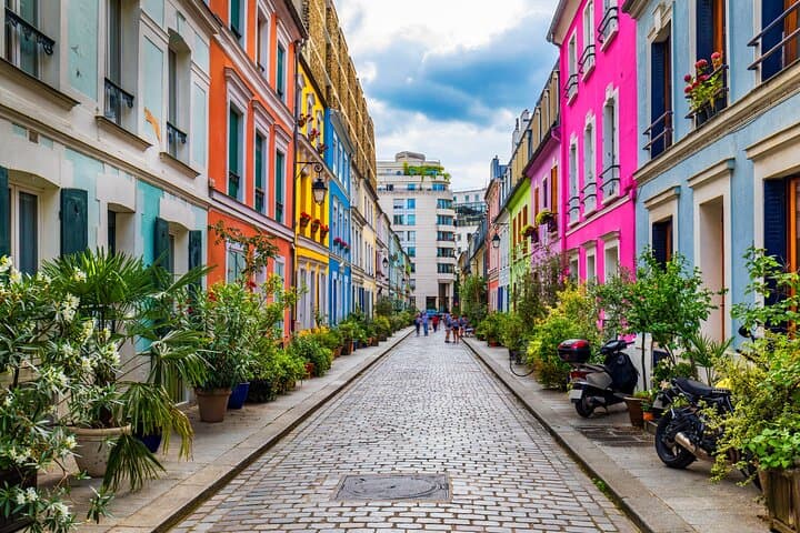 Paris Old Town Highlights Guided Walking Tour