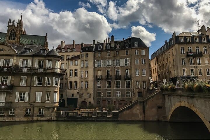 Metz Scavenger Hunt & Highlights Self-Guided Walking Tour