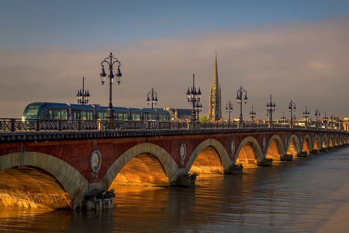 A classic bridge over the Garrone River