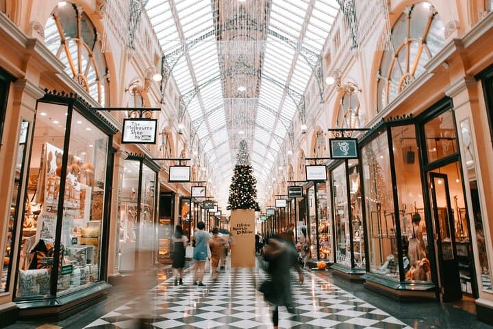 6 Hours Wine Tasting and Shopping Tour in France