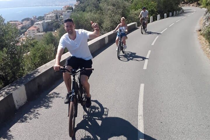 The Essentials of Nice 3h E-Bike Tour