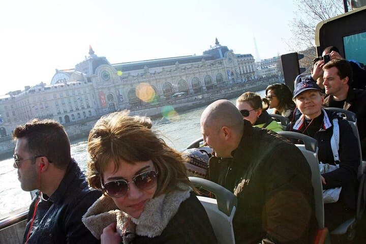Paris private Open deck bus with cruise and louvre with Pick up