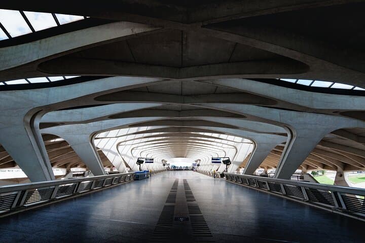 Private Direct Transfer From Toulon to Lyon