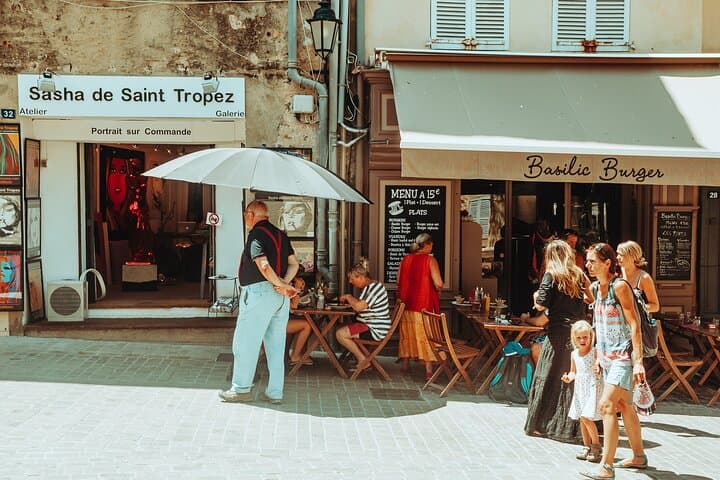 Private Transfer Marseille to Saint Tropez With 2h Stop in Toulon