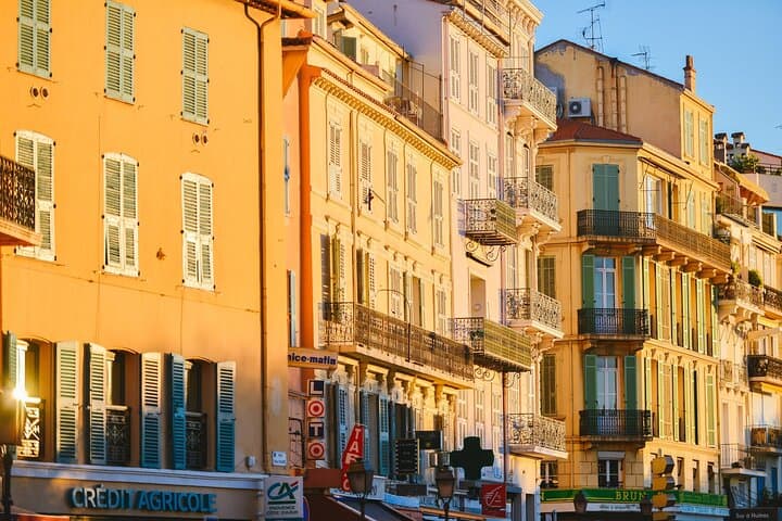 Private Transfer From Nice To Cannes With a 2 Hour Stop